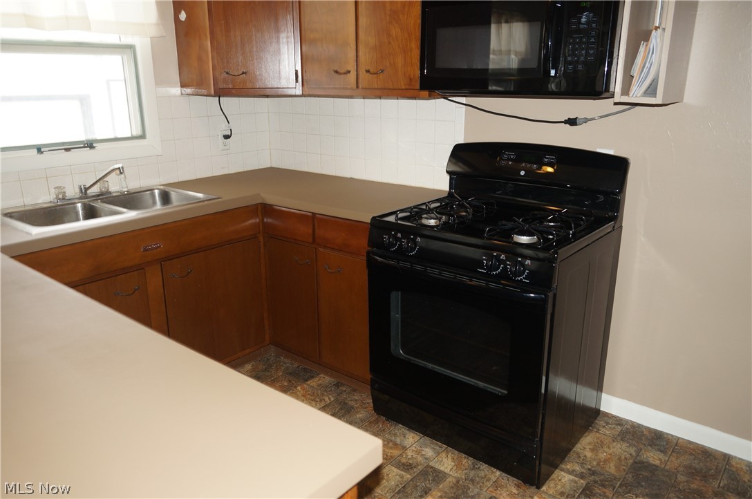 4859 Mogadore Road Kent, OH 44240 - Photo 4 of 25