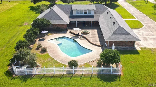 $359,900 | 4029 Country Drive, Bourg, LA 70343