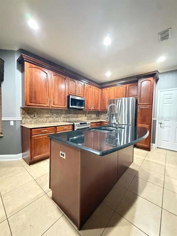 1105 Toluke Point Orlando, FL 32828 - Photo 8 of 26