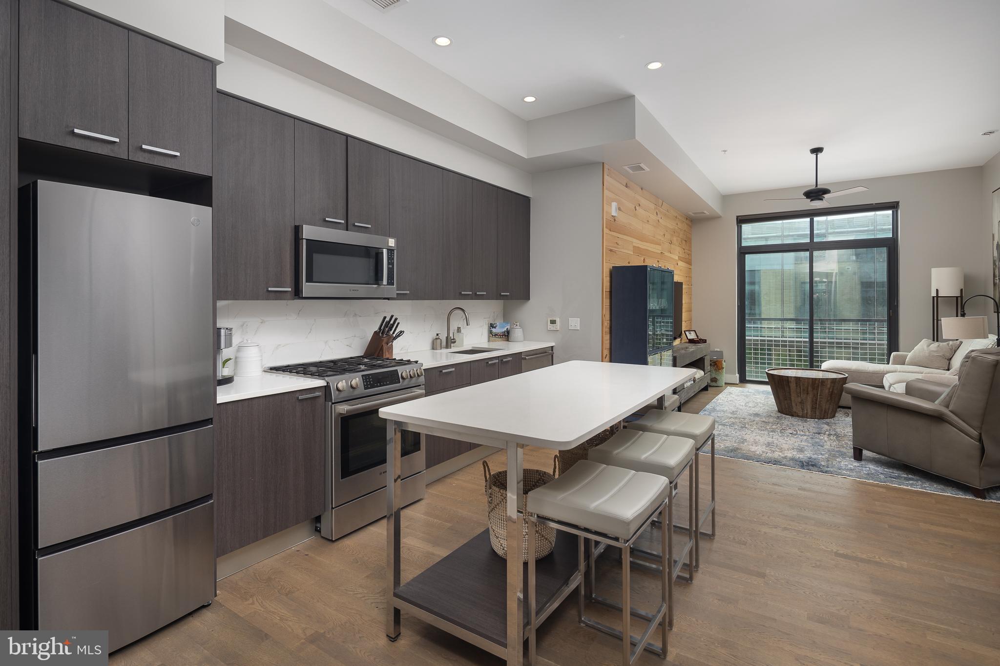 525 Water Street Southwest, Unit 404 Washington, DC 20024 - Photo 2 of 74