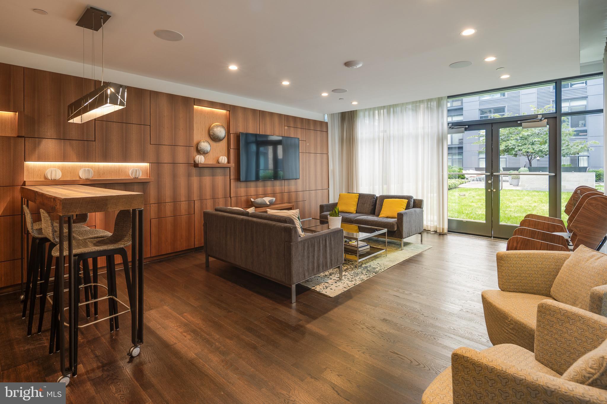 525 Water Street Southwest, Unit 404 Washington, DC 20024 - Photo 31 of 74