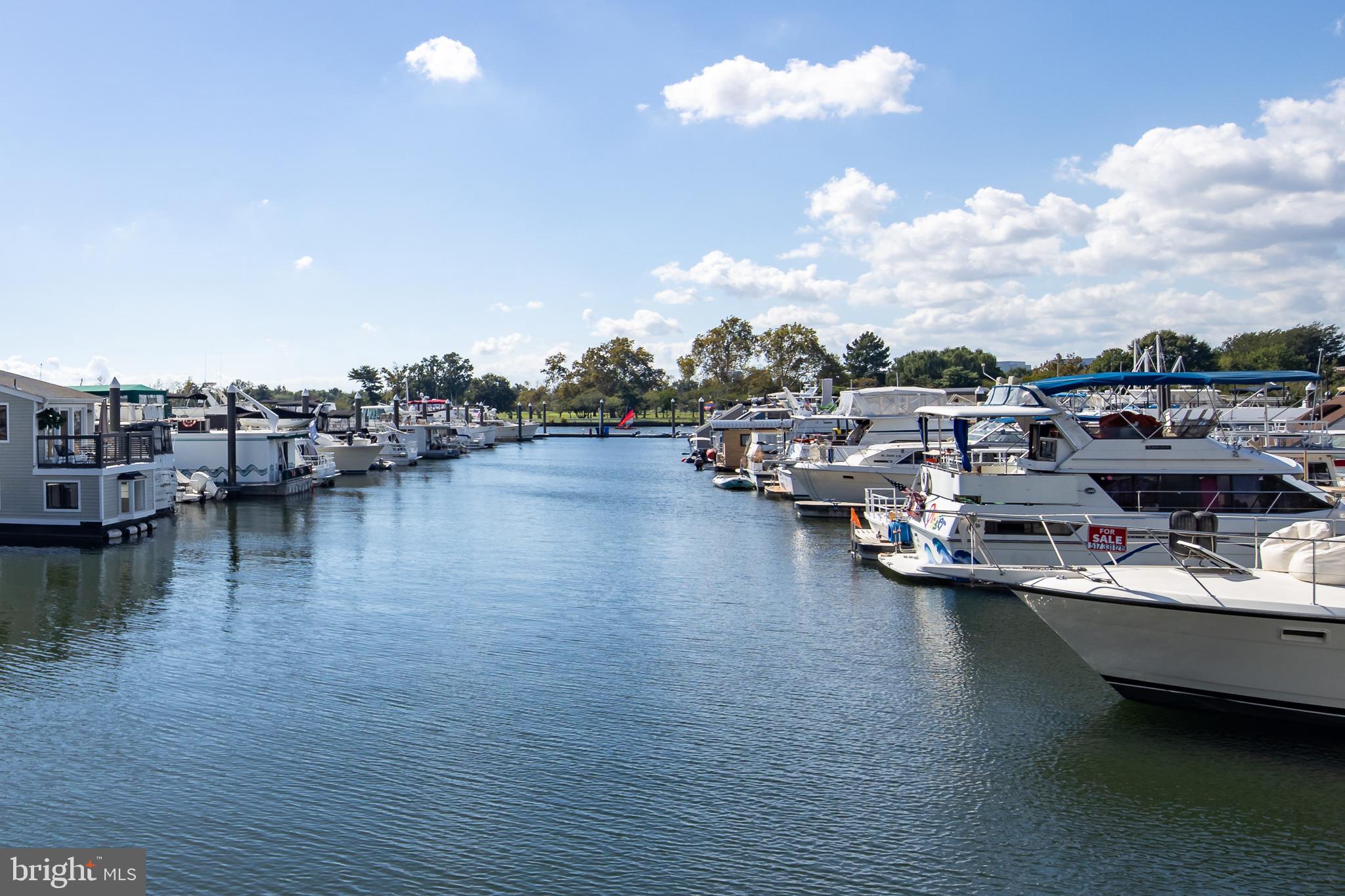525 Water Street Southwest, Unit 404 Washington, DC 20024 - Photo 40 of 74