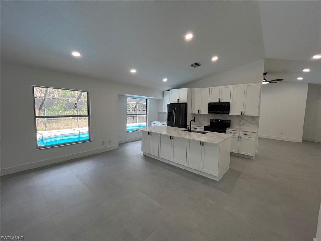 2730 4th Street Northwest Naples, FL 34120 - Photo 13 of 27