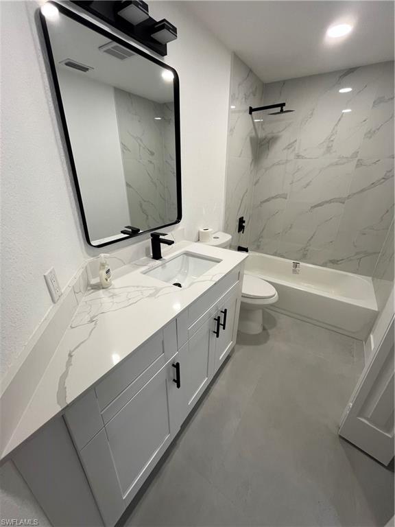 2730 4th Street Northwest Naples, FL 34120 - Photo 22 of 27