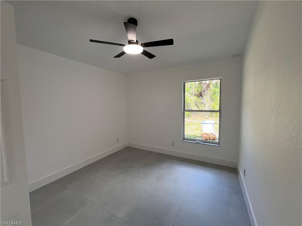 2730 4th Street Northwest Naples, FL 34120 - Photo 25 of 27