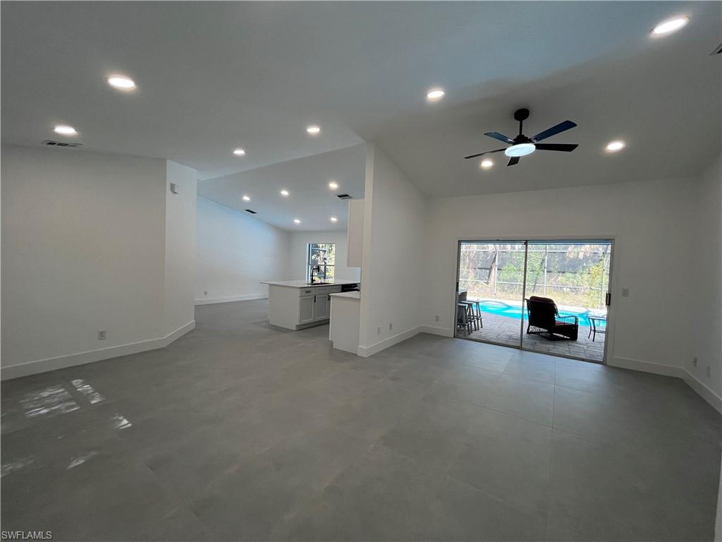 2730 4th Street Northwest Naples, FL 34120 - Photo 10 of 27