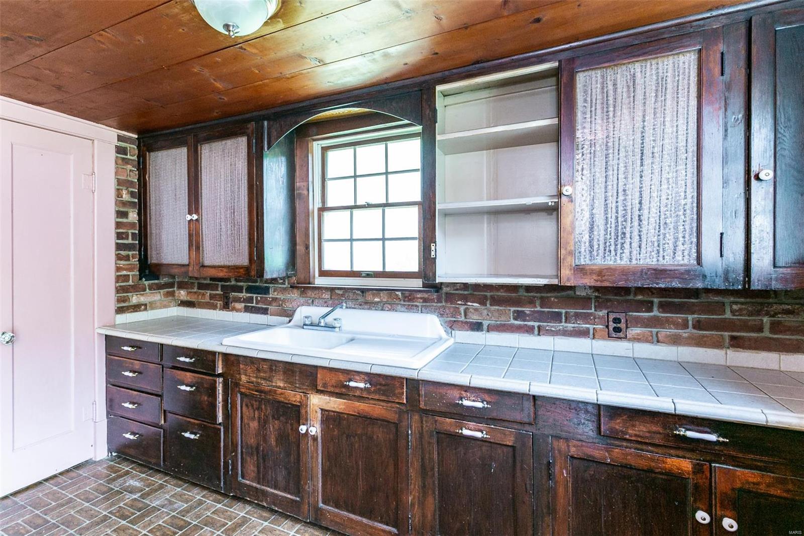 414 Troy O'Fallon Road Troy, IL 62294 - Photo 9 of 39