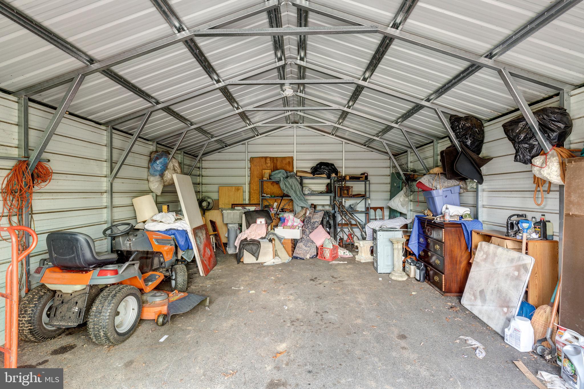 2709 Fridinger Mill Road Manchester, MD 21102 - Photo 49 of 108 Look at the space in here