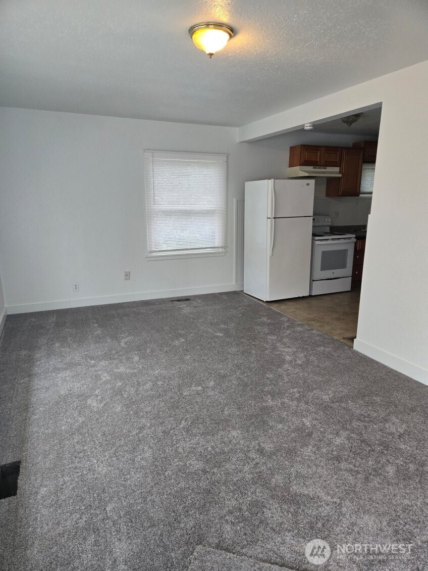 224 116th Street South Tacoma, WA 98444 - Photo 20 of 26 a view of an empty room
