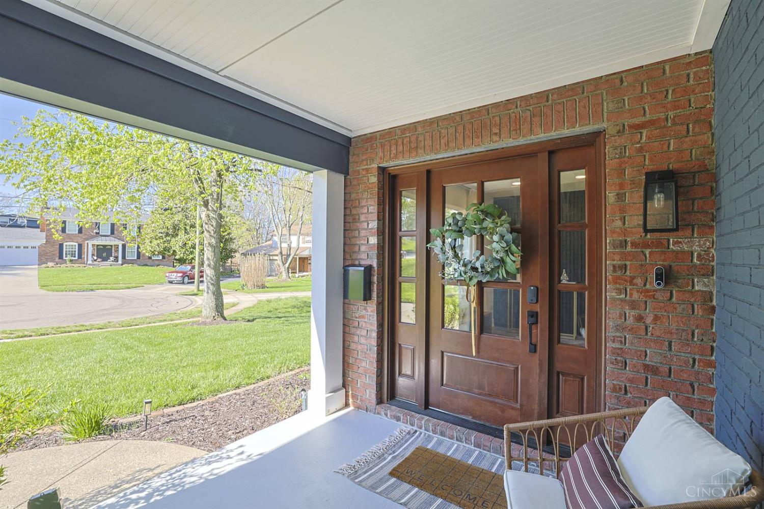 7212 Crinstead Court Cincinnati, OH 45243 - Photo 3 of 56
