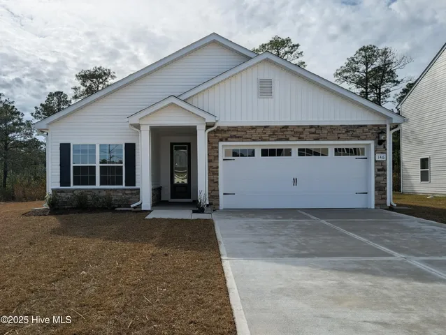 $378,900 | 146 Umbrella Palm Drive, Hampstead, NC 28443