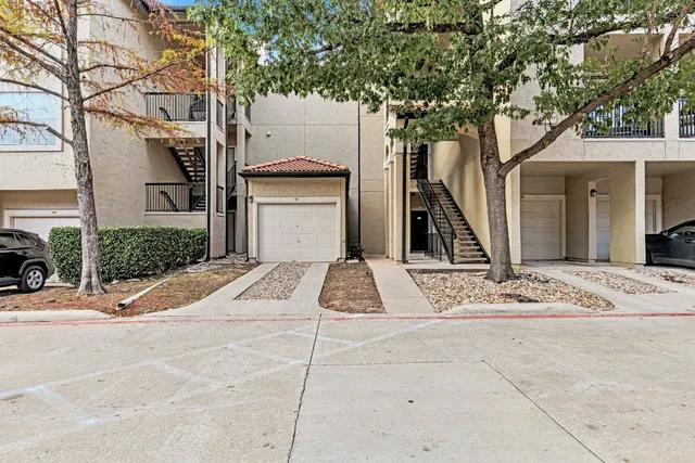 $1,799 | 9525 North Capital Of Texas Highway, Unit 124, Austin, TX 78759