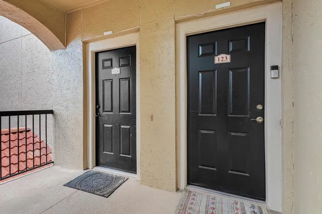 $1,799 | 9525 North Capital Of Texas Highway, Unit 124, Austin, TX 78759