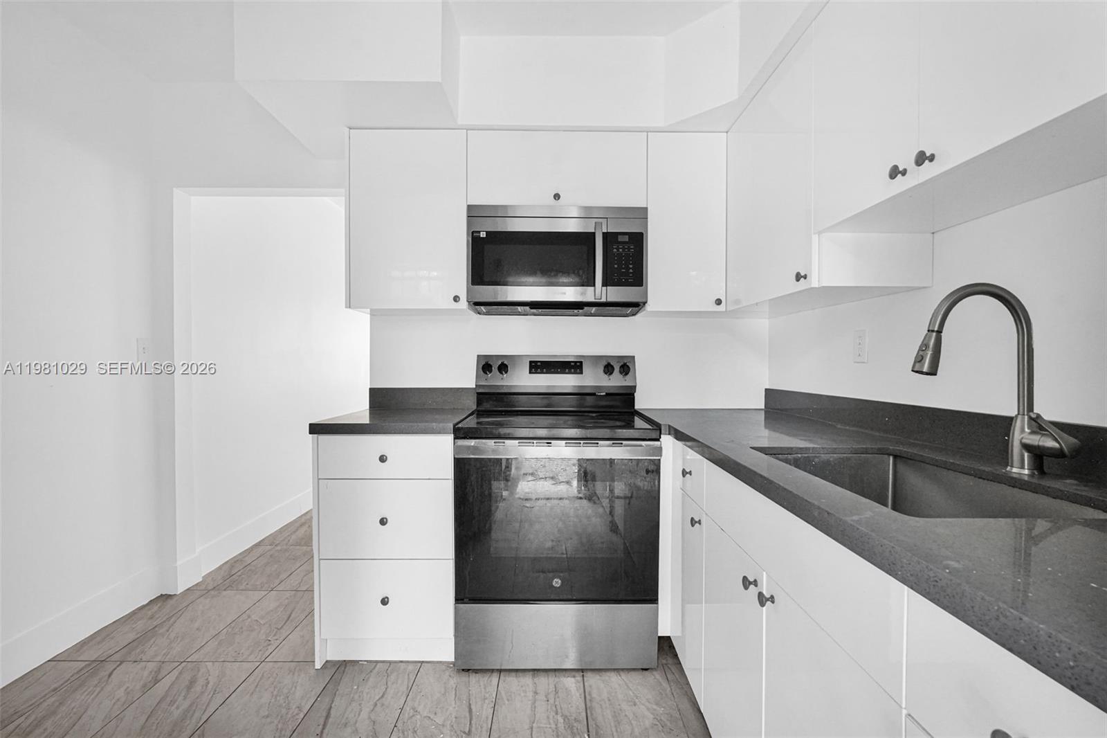14602 Northeast 14th Avenue, Unit 1 Miami, FL 33161 - Photo 5 of 34