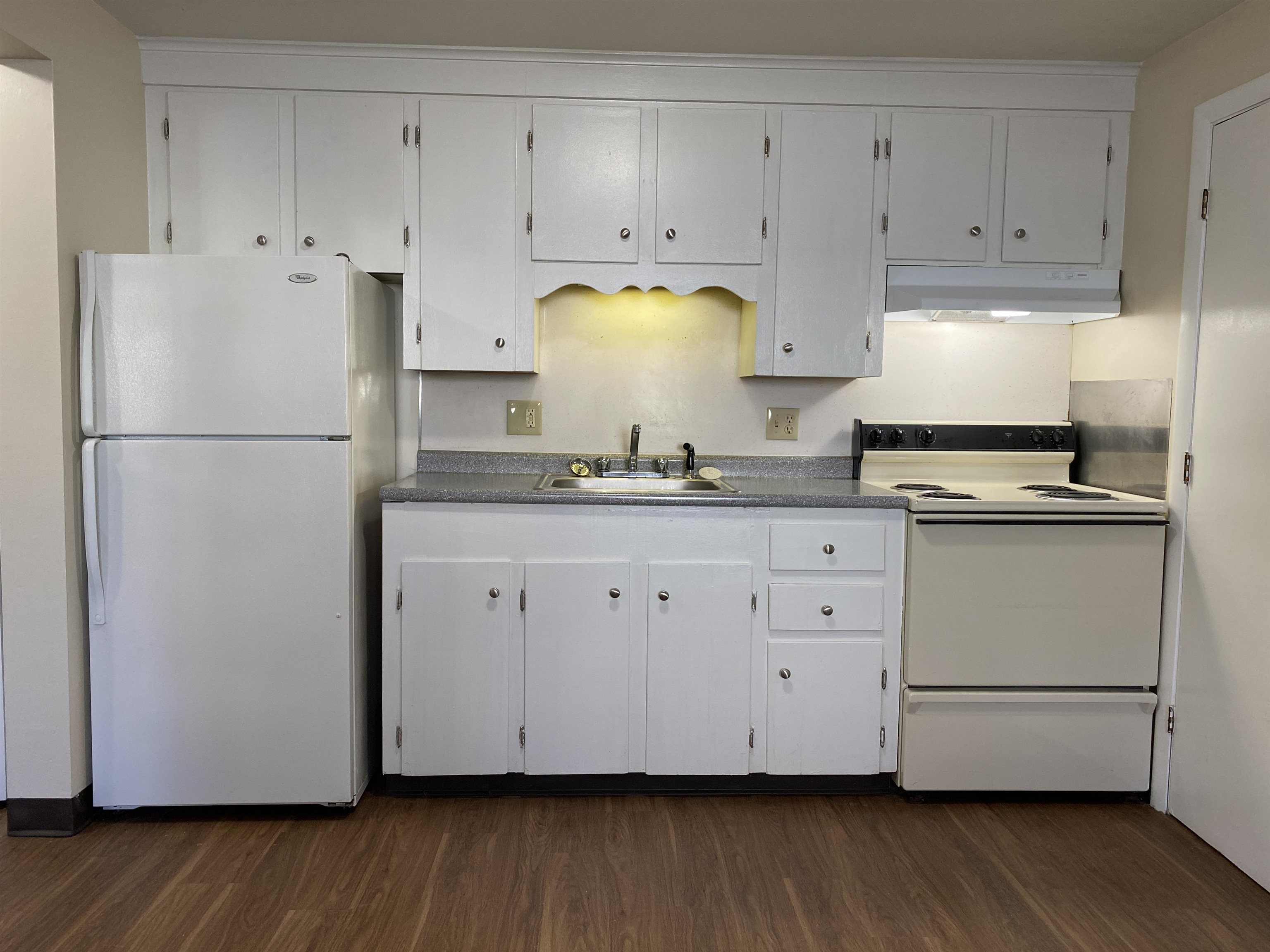 93 West Street, Unit 15 Milford, NH 03055 - Photo 11 of 40