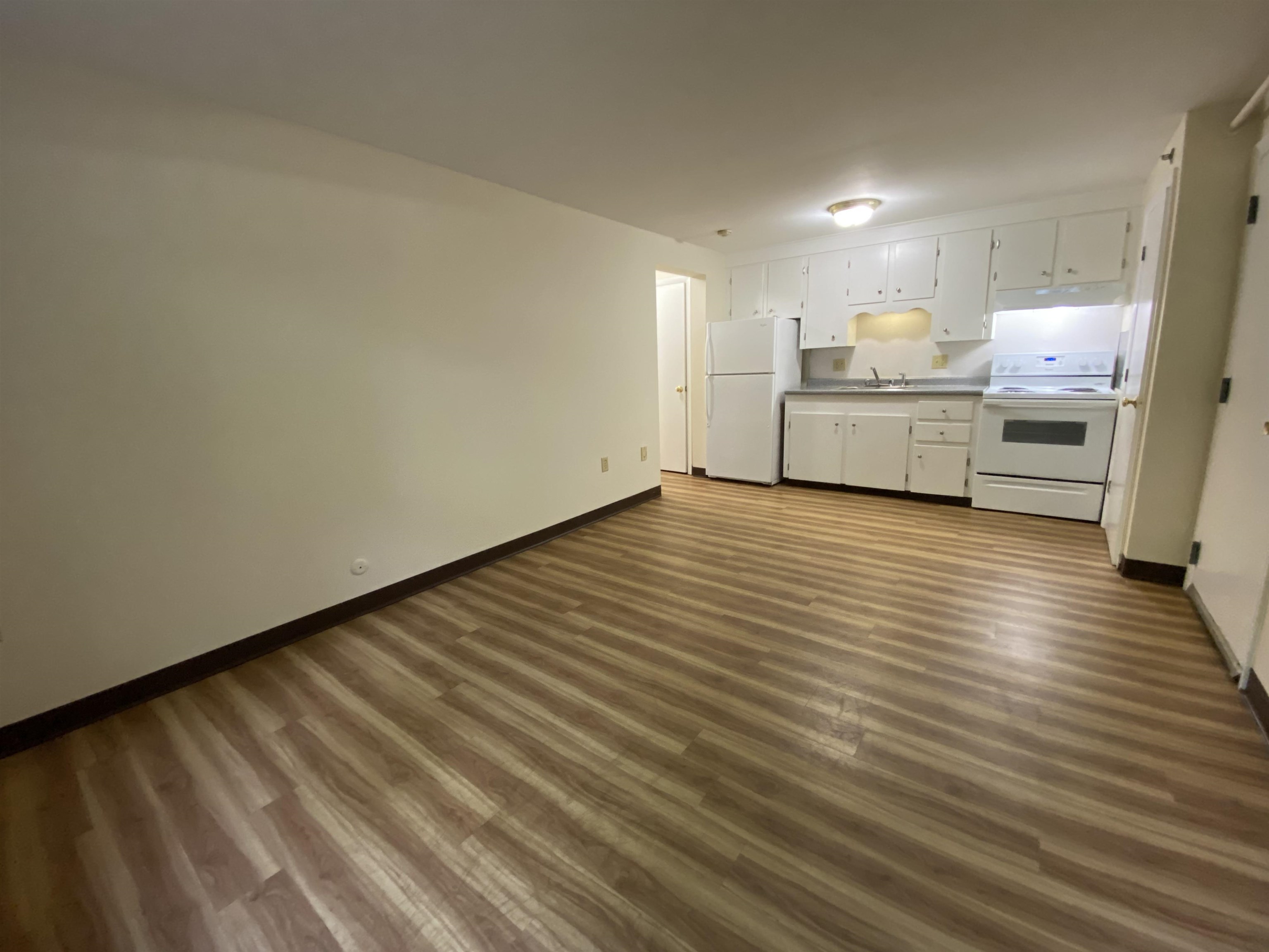 93 West Street, Unit 15 Milford, NH 03055 - Photo 18 of 40