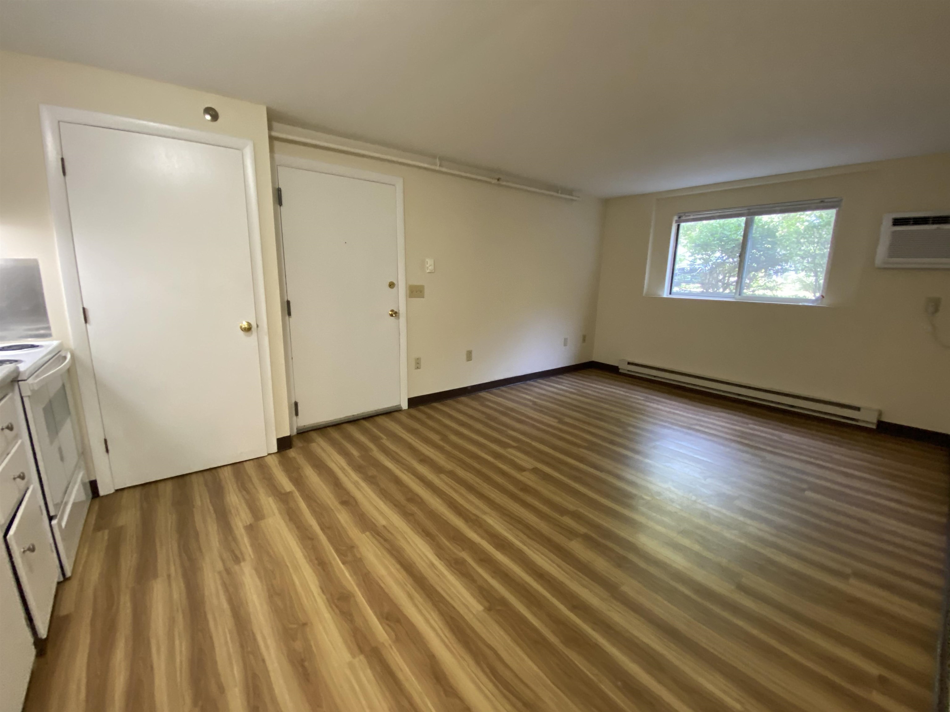 93 West Street, Unit 15 Milford, NH 03055 - Photo 21 of 40