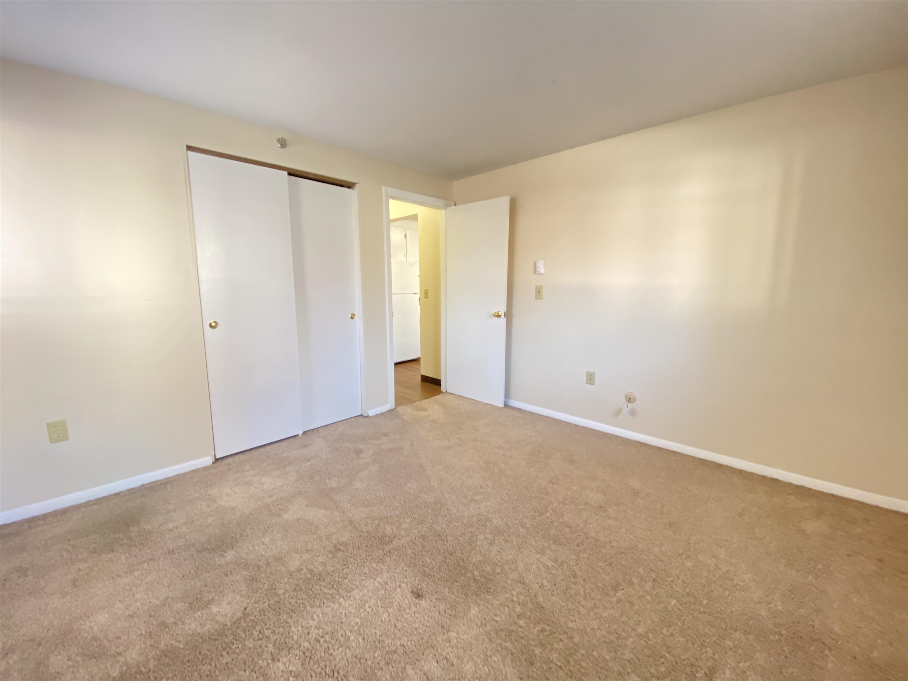 93 West Street, Unit 15 Milford, NH 03055 - Photo 22 of 40