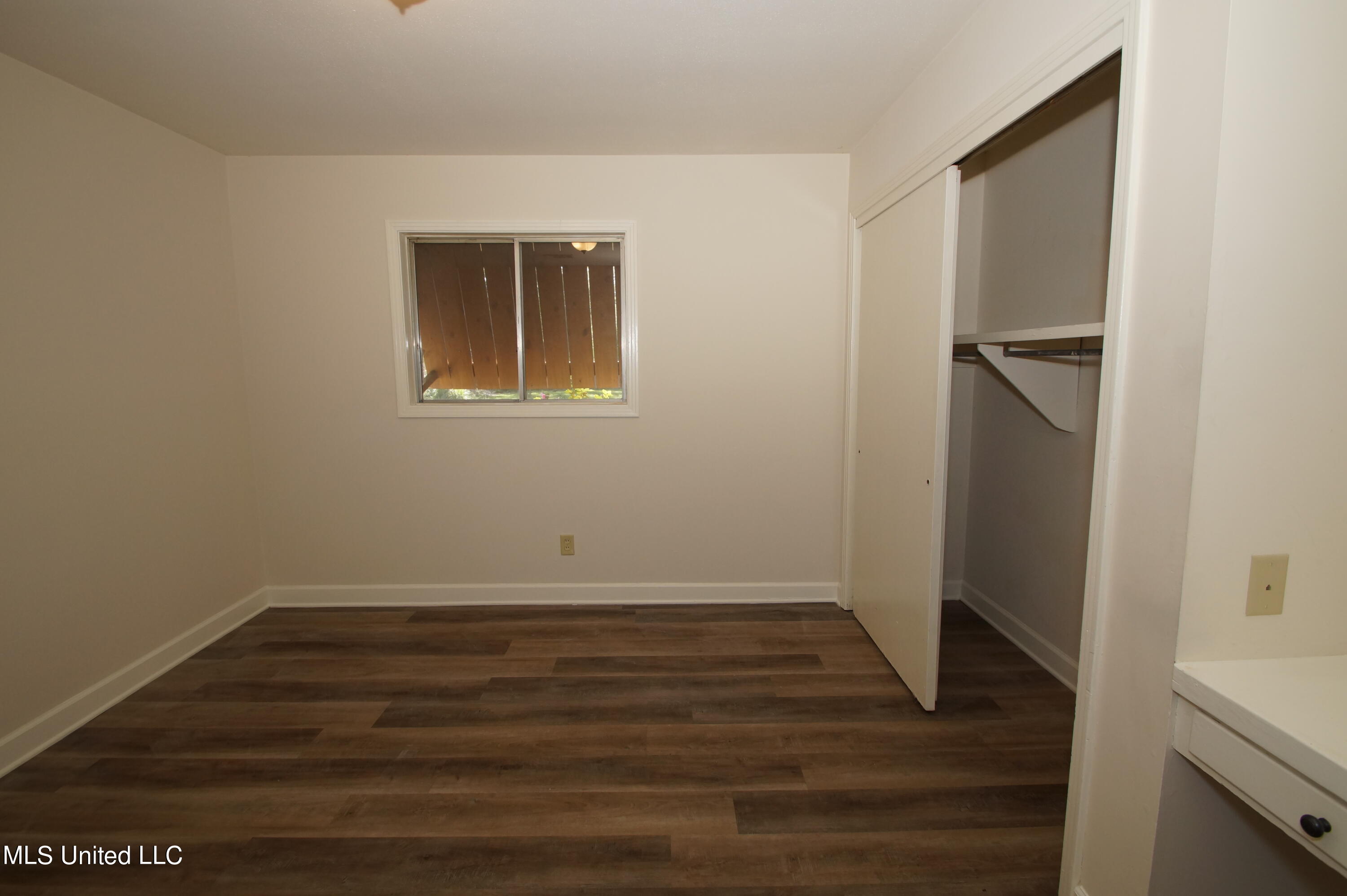5220 Ridgewood Road Jackson, MS 39211 - Photo 13 of 16 DSC04726