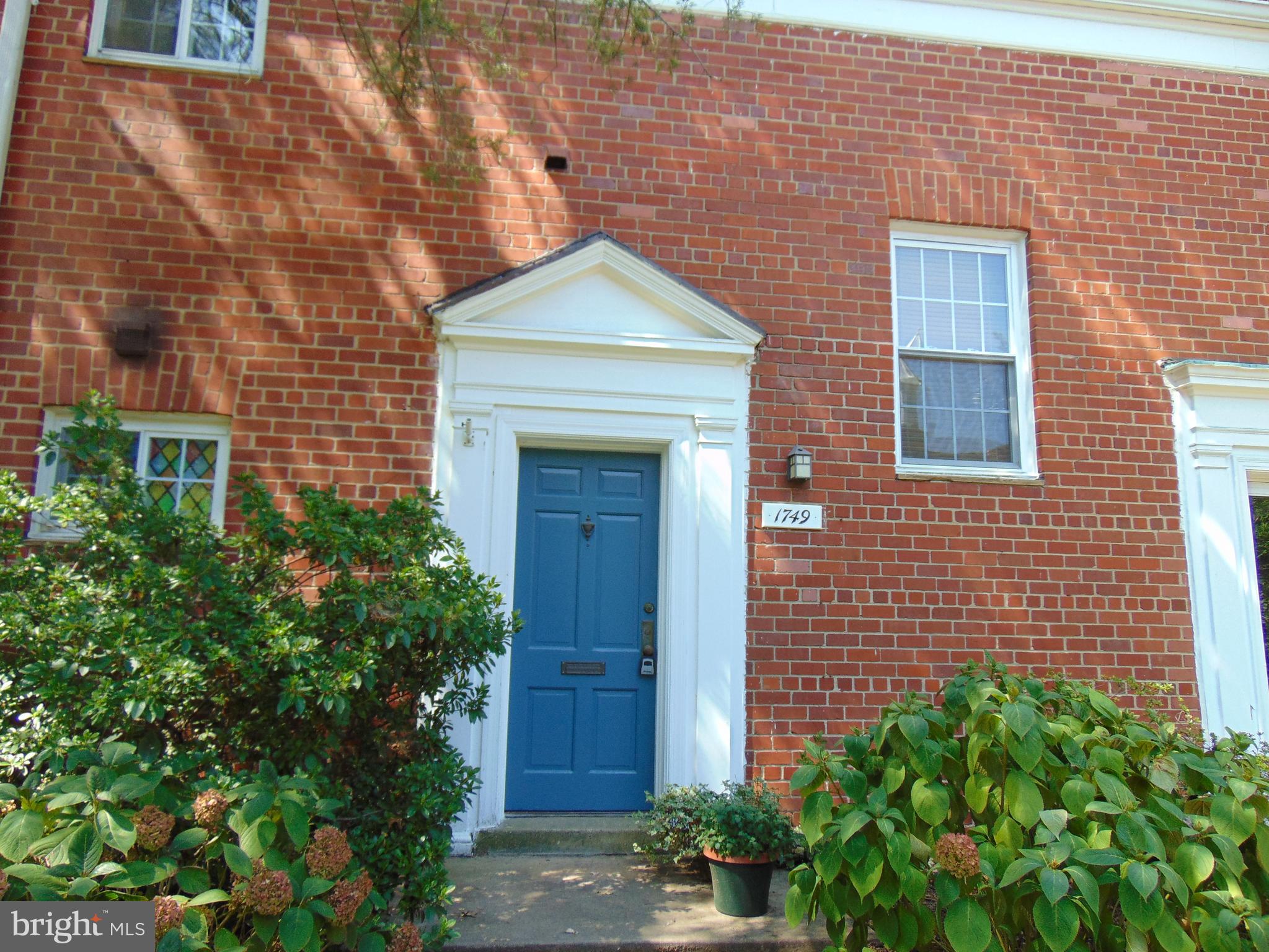 1749 Preston Road Alexandria, VA 22302 - Photo 1 of 24