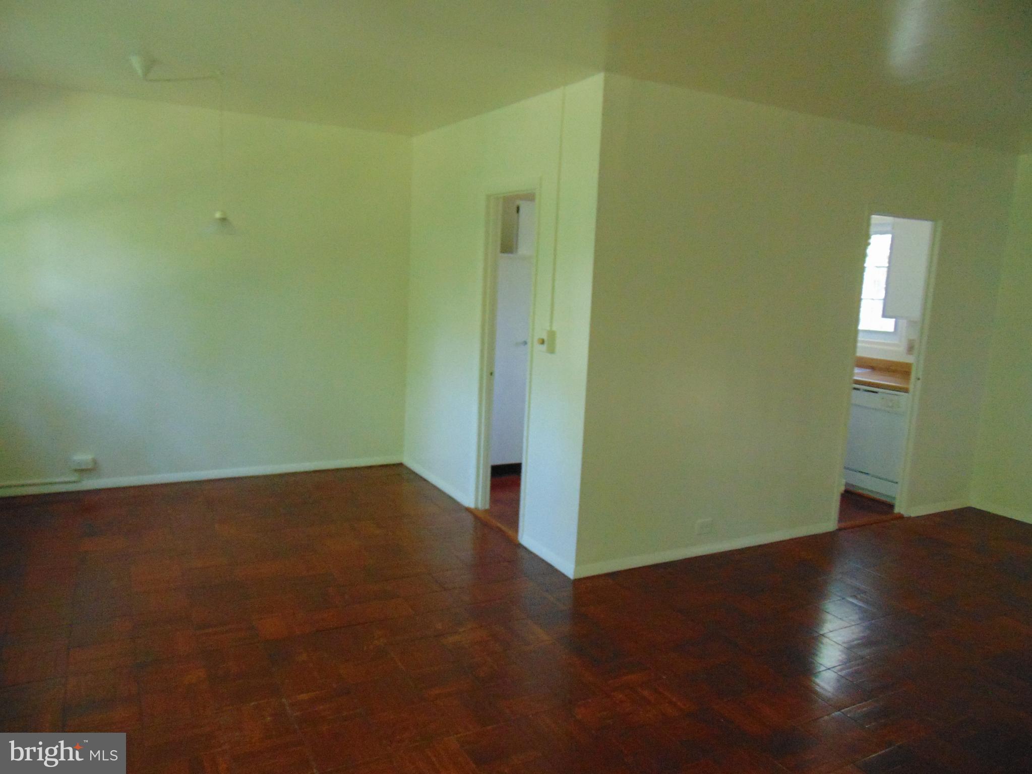 1749 Preston Road Alexandria, VA 22302 - Photo 8 of 24