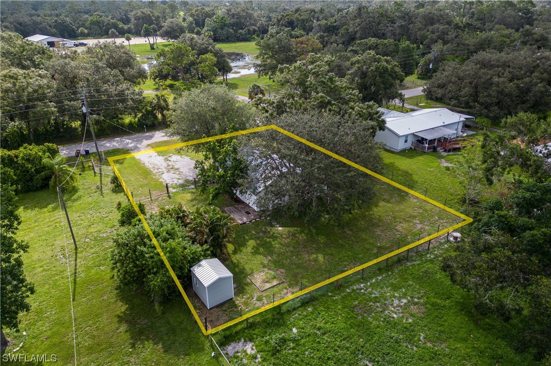 2701 Packinghouse Road Alva, FL 33920 - Photo 31 of 33 a view of a tennis court