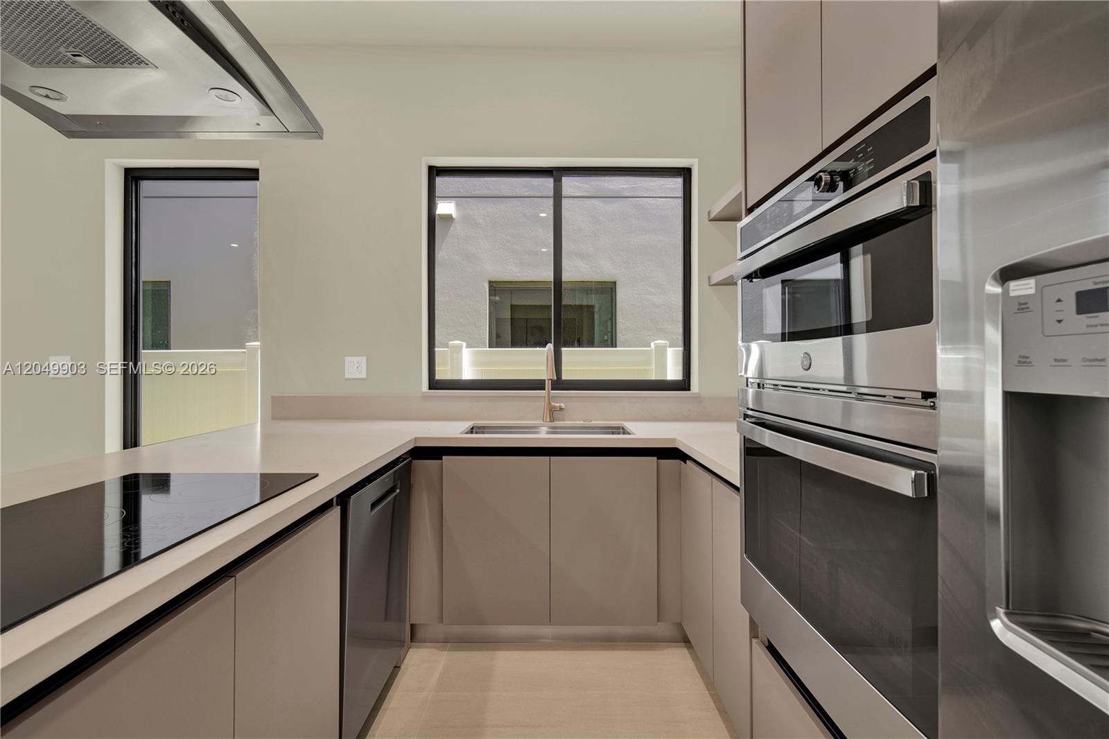 2889 Southwest 35th Avenue, Unit 2889 Miami, FL 33133 - Photo 9 of 56