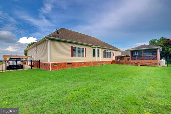 $625,000 | 3003 Riverview Drive, Colonial Beach, VA 22443