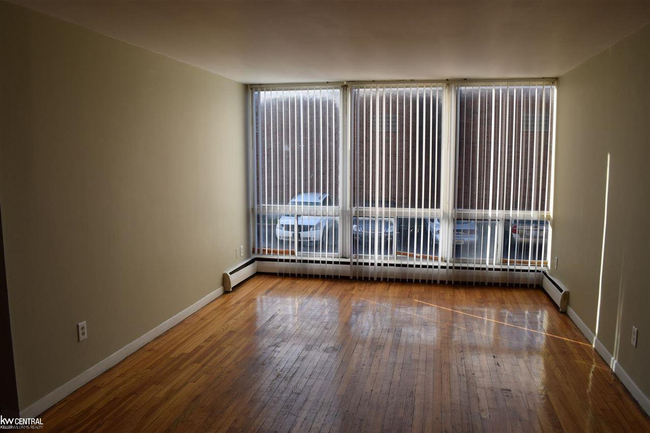 14570 Greenfield Road Detroit, MI 48227 - Photo 10 of 31 31346563-9.JPG