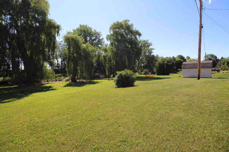 222 North Huron Road Linwood, MI 48634 - Photo 10 of 29