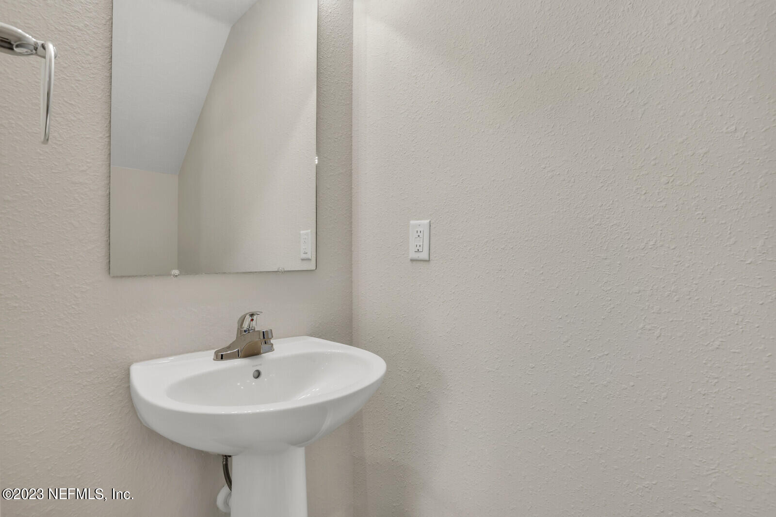 1705 Wright Avenue Jacksonville, FL 32207 - Photo 12 of 22 a bathroom with a sink and a mirror