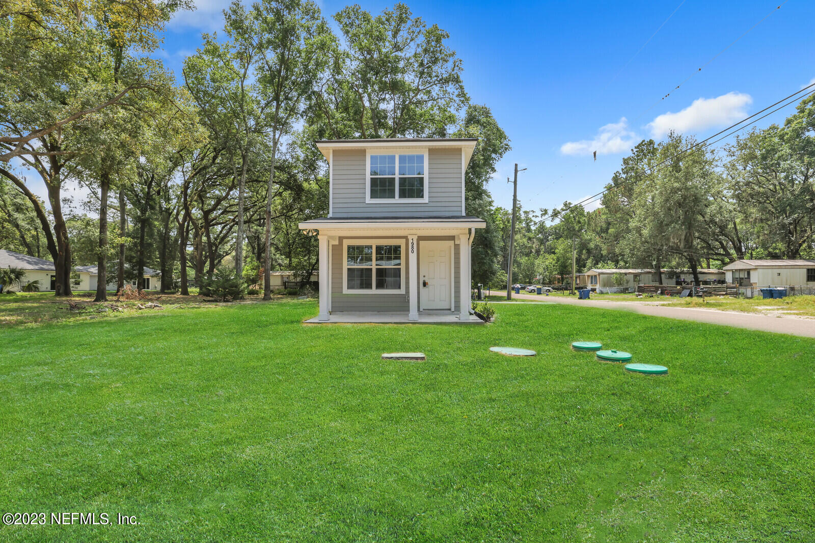 1705 Wright Avenue Jacksonville, FL 32207 - Photo 21 of 22 a front view of a house with garden