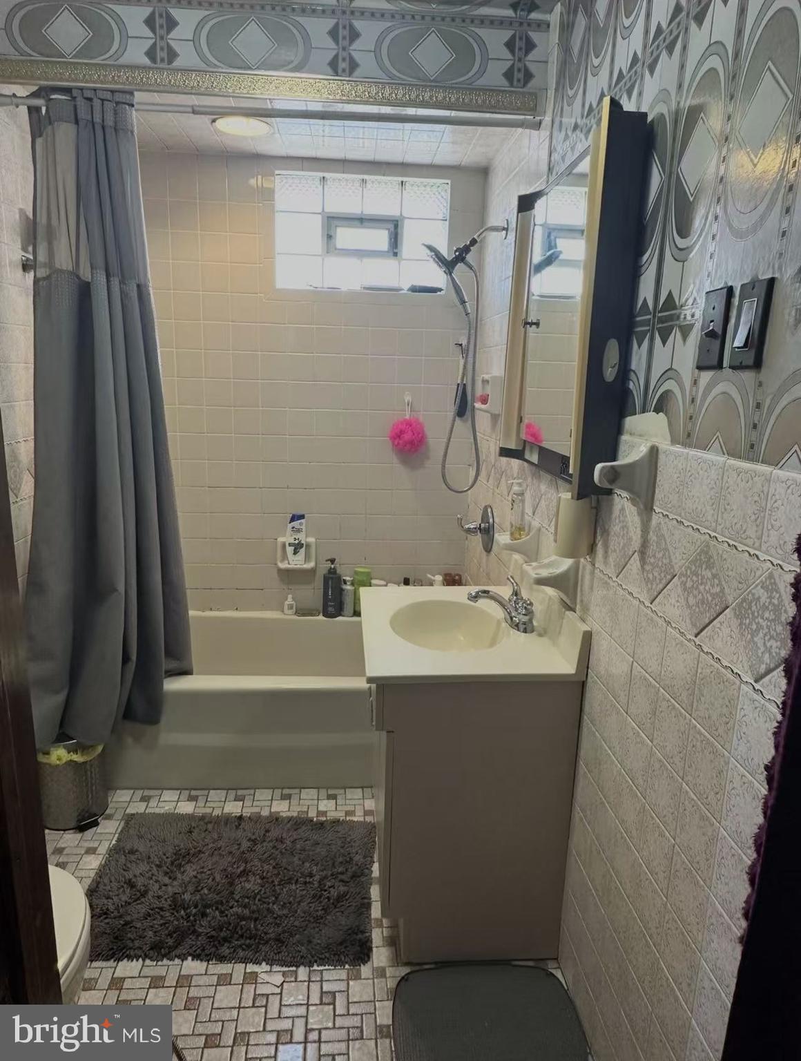 8072 Craig Street Philadelphia, PA 19136 - Photo 14 of 17