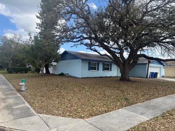 $2,699 | 3401 50th Street West, Bradenton, FL 34209