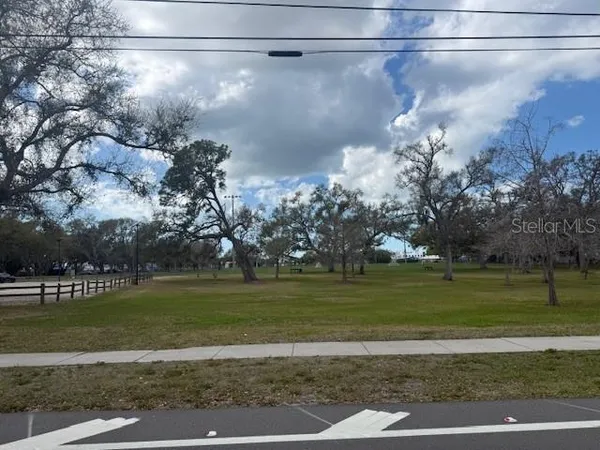 $2,699 | 3401 50th Street West, Bradenton, FL 34209