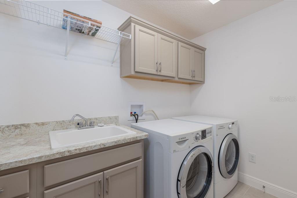 2454 Youngmann Loop The Villages, FL 32163 - Photo 17 of 45