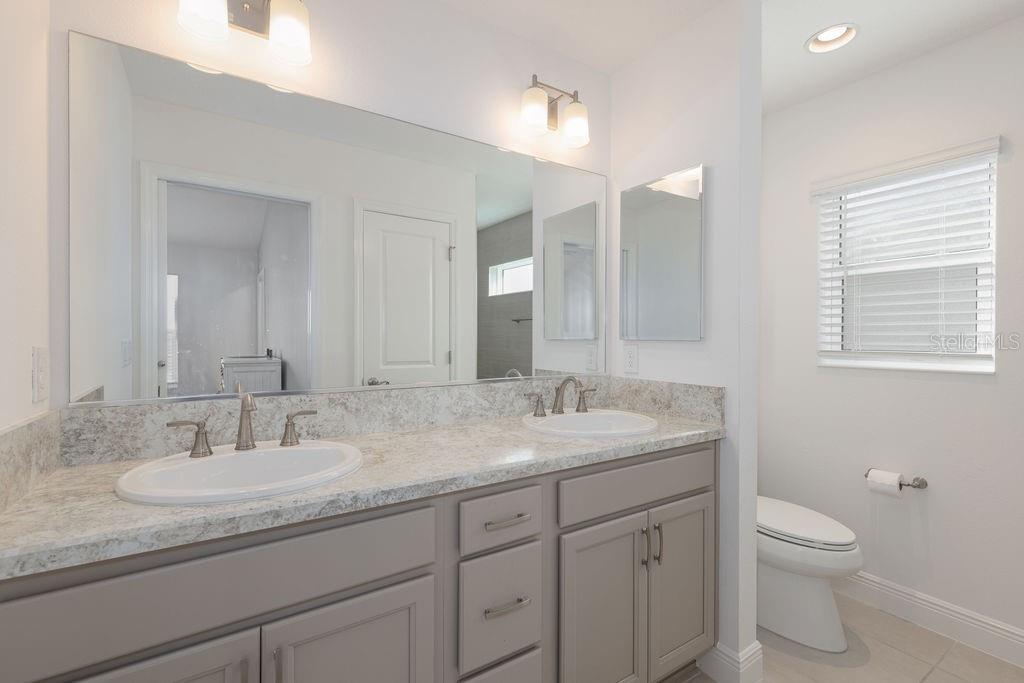 2454 Youngmann Loop The Villages, FL 32163 - Photo 5 of 45