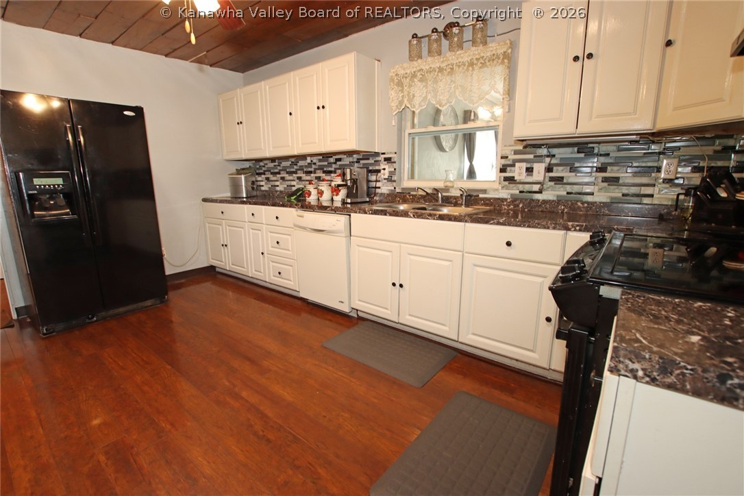 41 Flat Top Camp Road Wharton, WV 25208 - Photo 20 of 50 Gallery Image 20