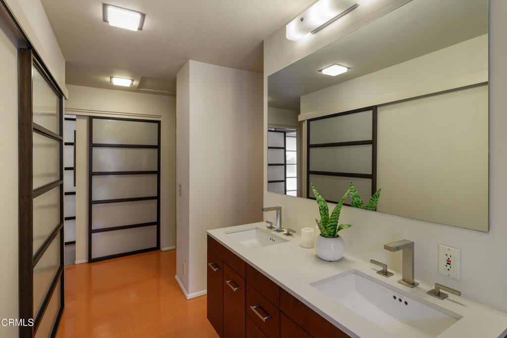 2065 Canyon Close Road Pasadena, CA 91107 - Photo 32 of 76 SSR_2065CanyonClose_026_FLEXMLS