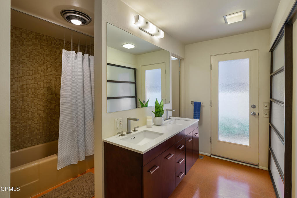 2065 Canyon Close Road Pasadena, CA 91107 - Photo 33 of 76 SSR_2065CanyonClose_027_FLEXMLS