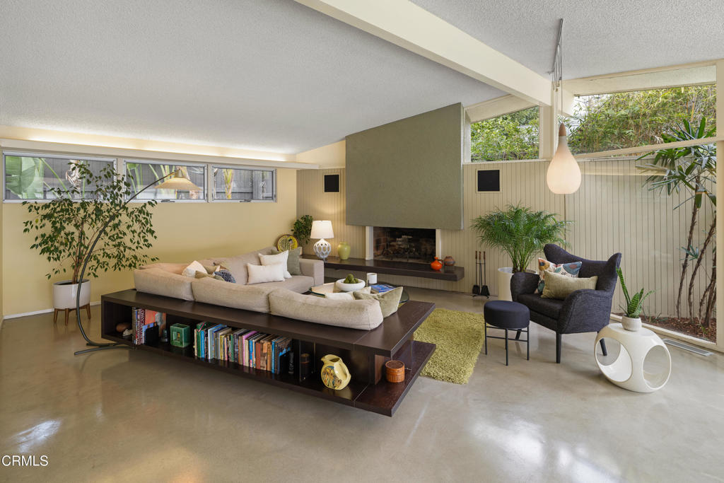 2065 Canyon Close Road Pasadena, CA 91107 - Photo 5 of 76 SSR_2065CanyonClose_011_FLEXMLS