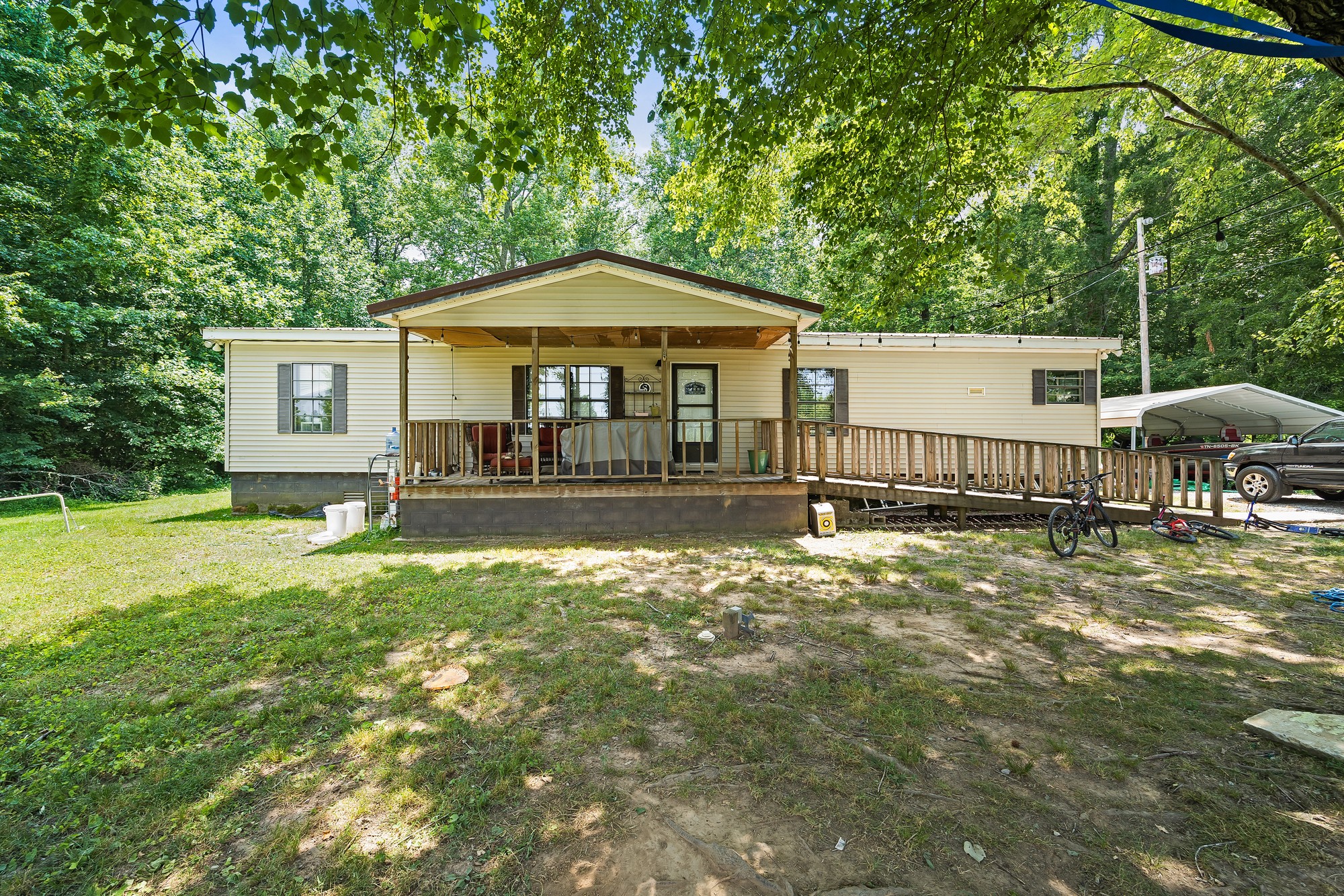 541 West D White Road Walling, TN 38587 - Photo 1 of 27 Gallery Image 1