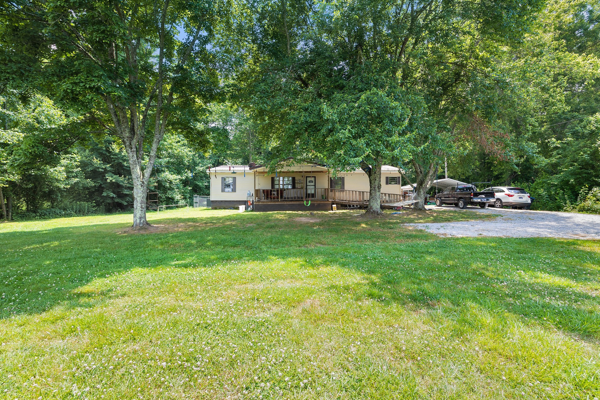 541 West D White Road Walling, TN 38587 - Photo 2 of 27 Gallery Image 2