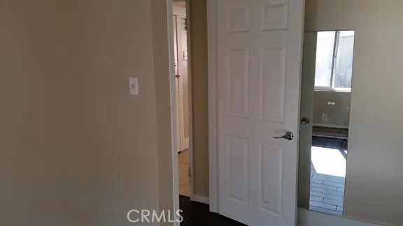 1060 Cherry Long Beach, CA 90813 - Photo 22 of 63 a view of a bathroom