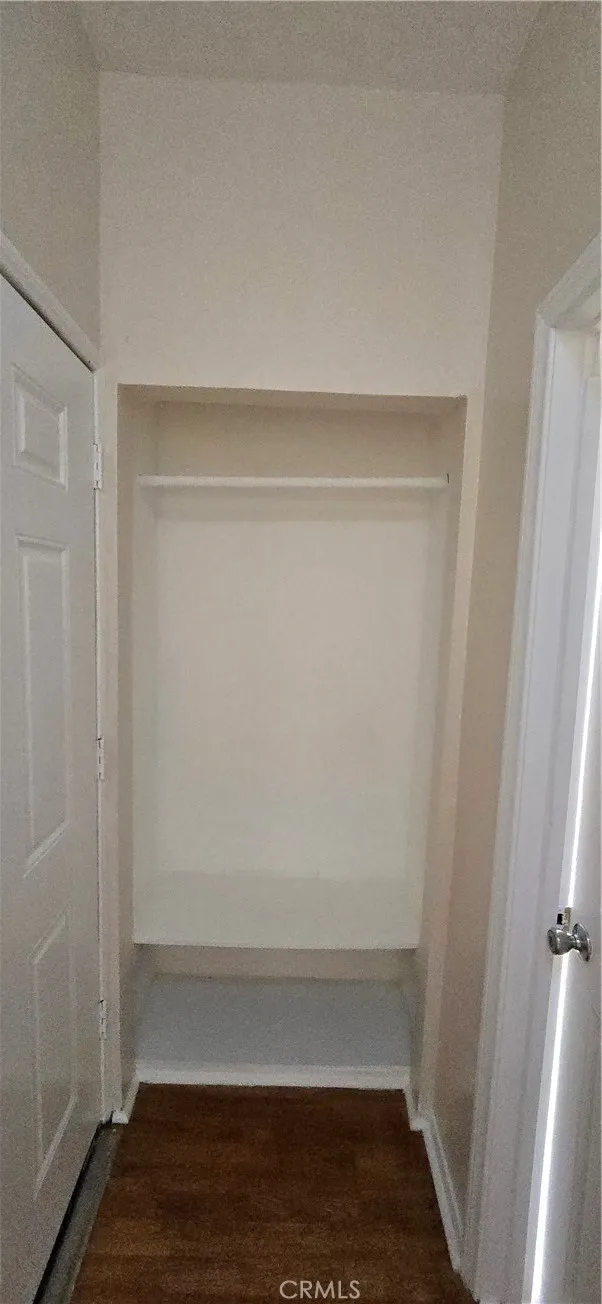 1060 Cherry Long Beach, CA 90813 - Photo 56 of 63 a view of an empty room