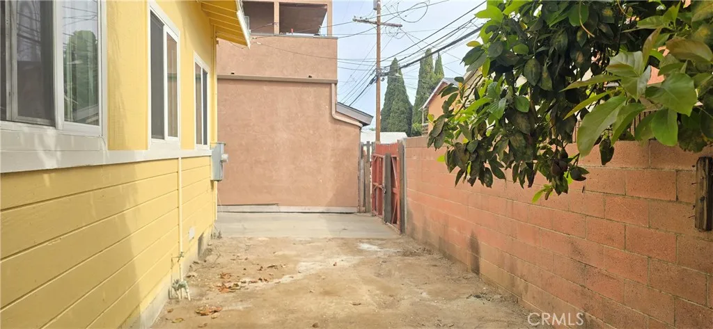 1060 Cherry Long Beach, CA 90813 - Photo 62 of 63