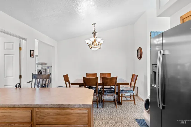 $429,900 | 6600 Southwest Jarvis Drive, Mountain Home, ID 83647