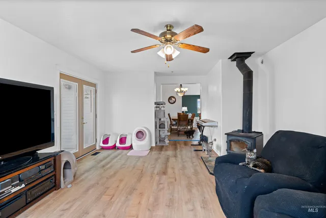 $429,900 | 6600 Southwest Jarvis Drive, Mountain Home, ID 83647