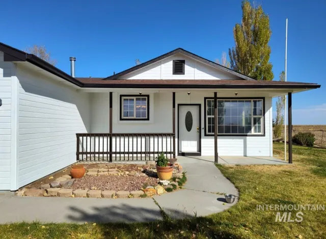 $429,900 | 6600 Southwest Jarvis Drive, Mountain Home, ID 83647