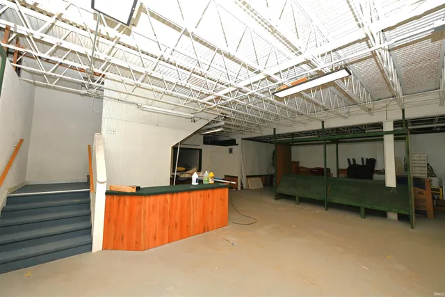 $250,000 | 123 North Market Street, Winamac, IN 46996